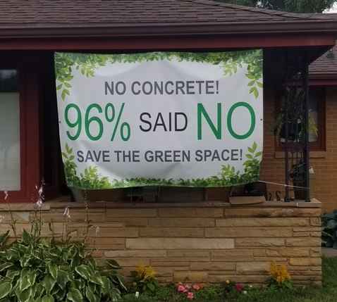 Windsor Heights 96 percent sign 